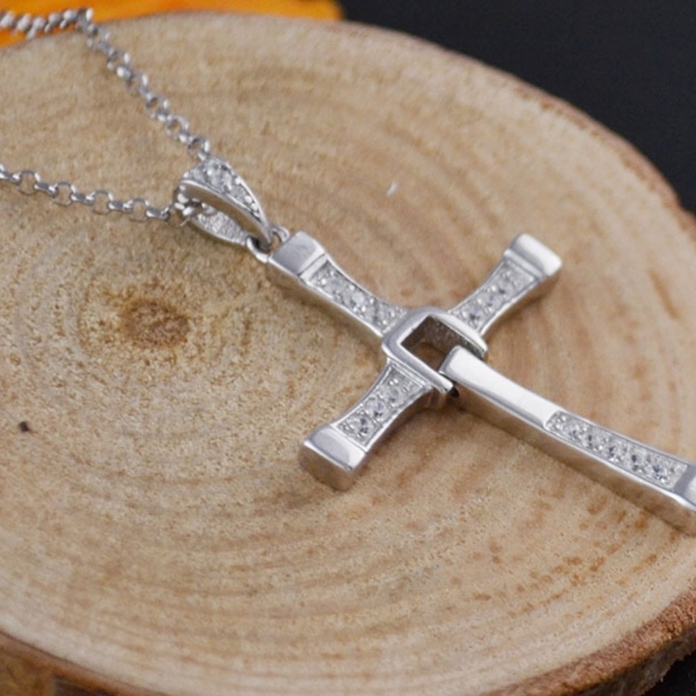 Fast and furious crystal sterling silver cross - Picture 2 of 4